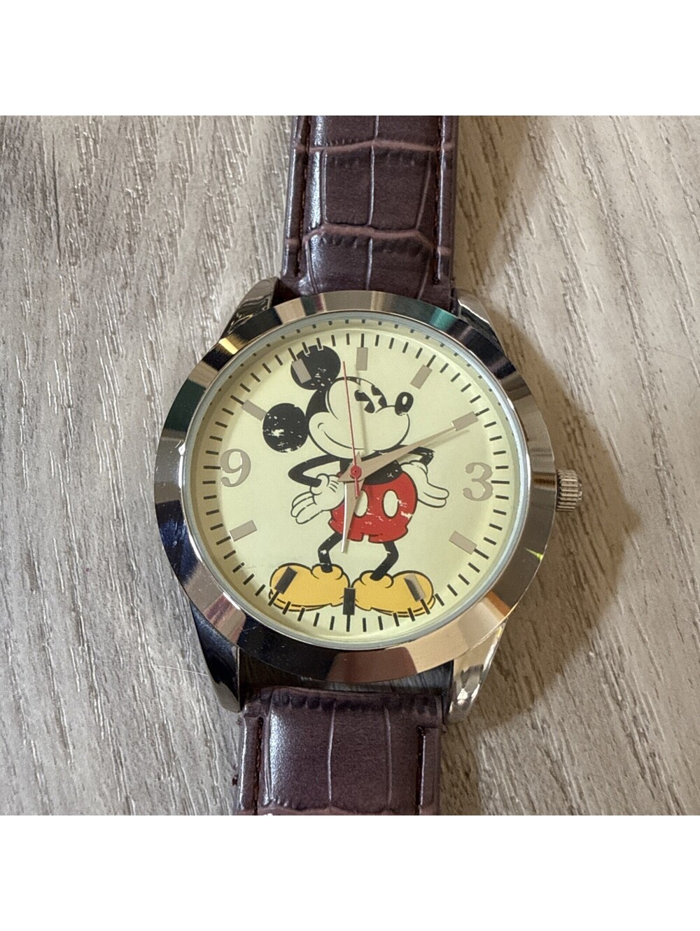 DISNEY MICKEY MOUSE MEN'S WATCH WITH BROWN LEATHER BAND MK1367